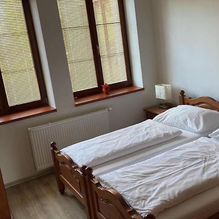 Apartman Pod Dratnikem Svratka Exterior foto