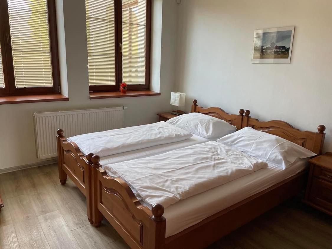 Apartman Pod Dratnikem Svratka Exterior foto